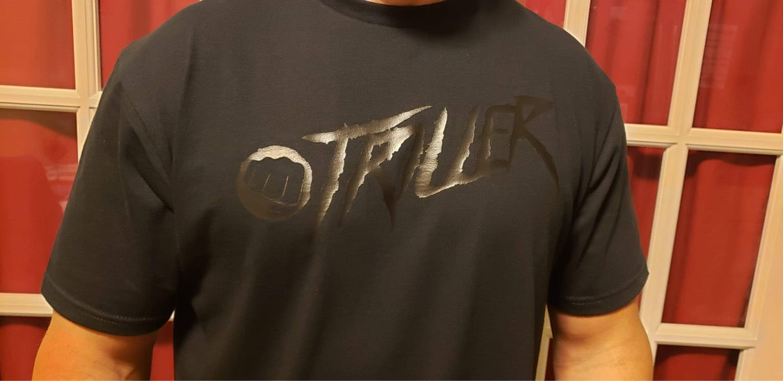 TRILLER BLACK ON BLACK